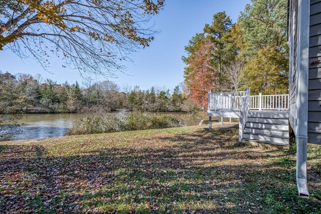 Building Photo - 3 Bedroom Midlothian Home Move In Ready