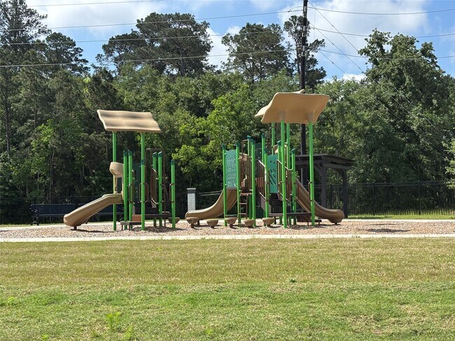 Building Photo - 12018 Noble Wood Vlg Dr