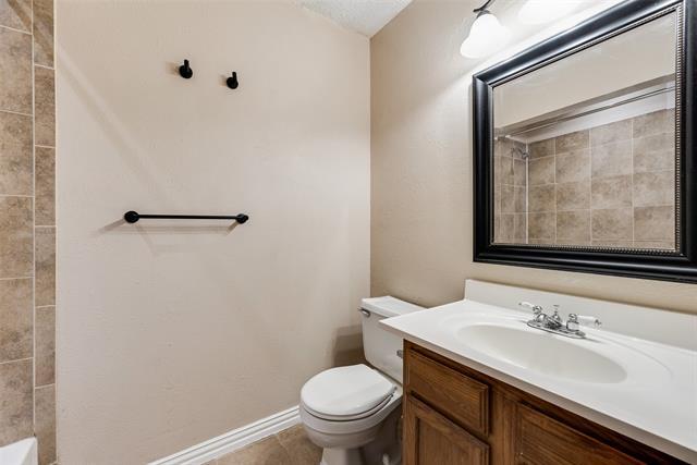 Building Photo - 7204 Shadow Bend Dr