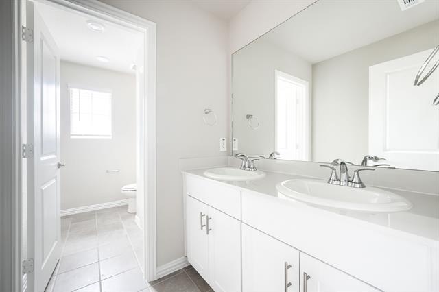 Building Photo - 606 Willet Dr