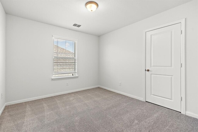 Building Photo - 917 Blue Oak Blvd