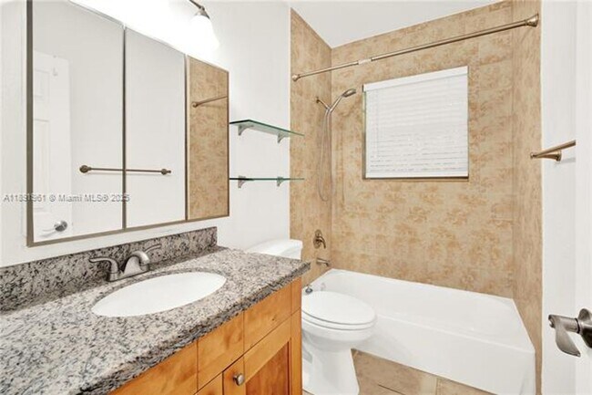 Building Photo - 331 Santander Ave