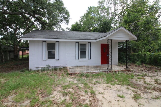 Building Photo - 5914 Annette St