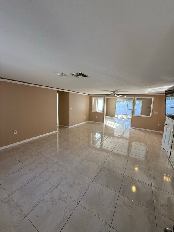 Building Photo - 9105 Sterling Ln