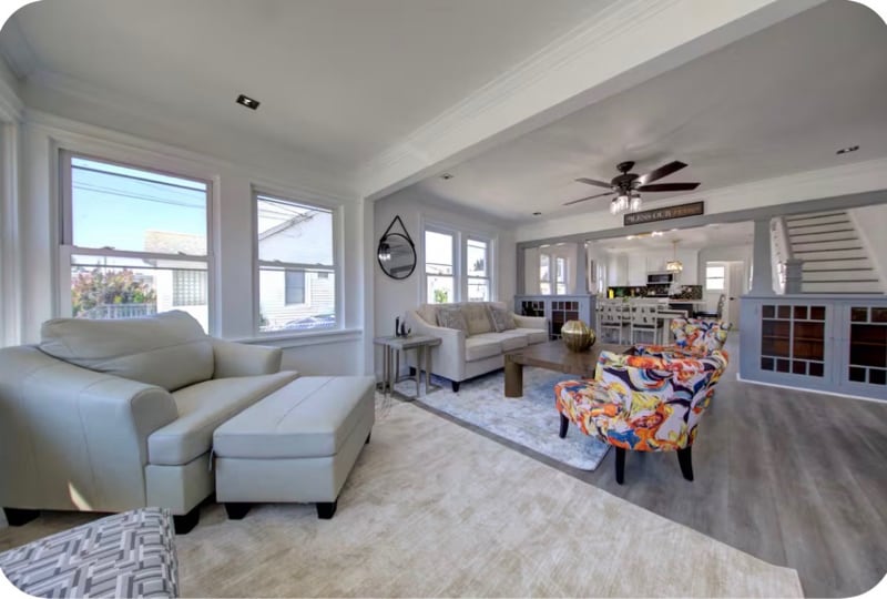 Building Photo - 14 Roosevelt Ave