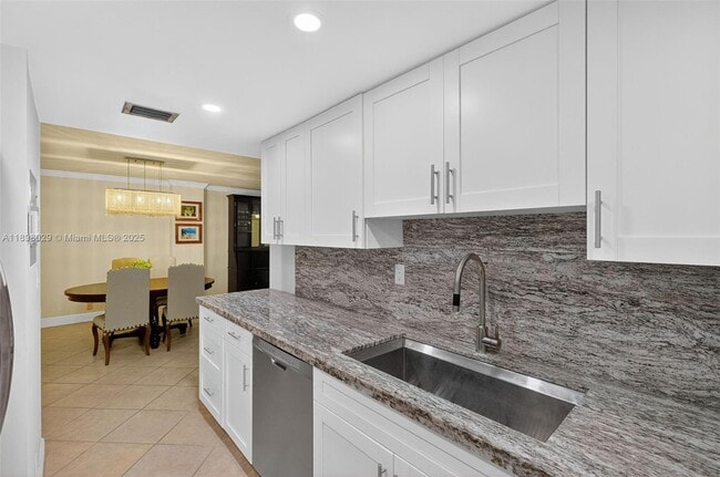 Building Photo - 2401 Collins Ave