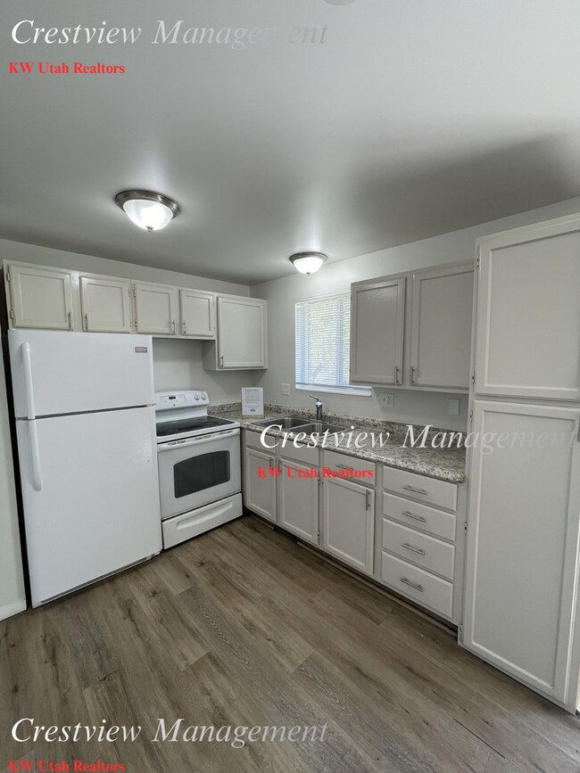 Building Photo - Charming 4-Bedroom Home in West Valley City – Spacious & Convenient Location- 1st month's rent Free!