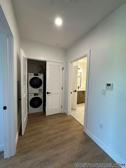 Building Photo - 199 Gardner St