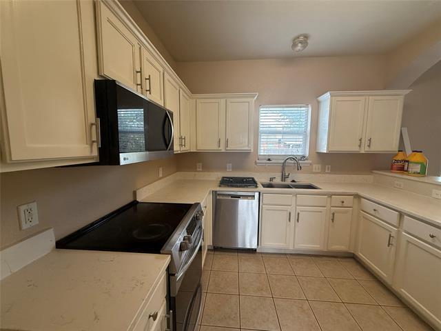 Building Photo - 1102 Deedee Creek Dr