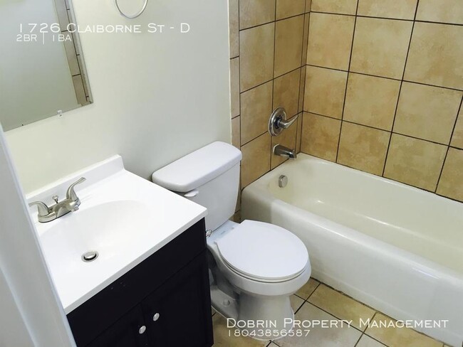 Building Photo - Gated 2BD APTS: RENOVATED - Courtyard w/ F...