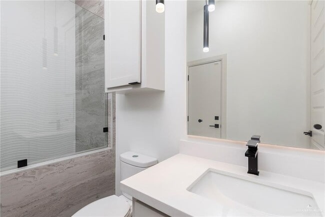 Building Photo - 36 N 24th St