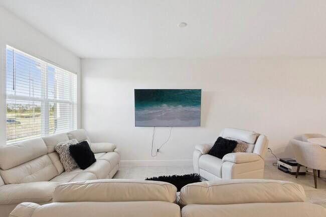 Building Photo - 4847 Cross Pr Pkwy