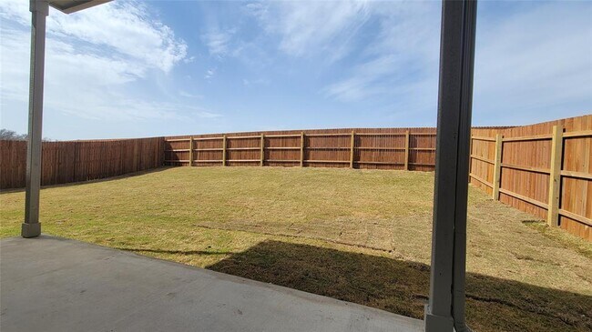 Building Photo - 440 Bristlecone Bend