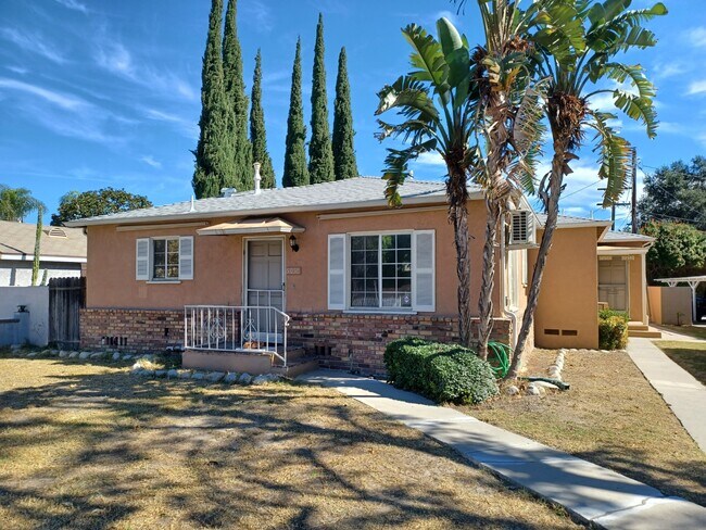 Primary Photo - 5058 Colfax Ave