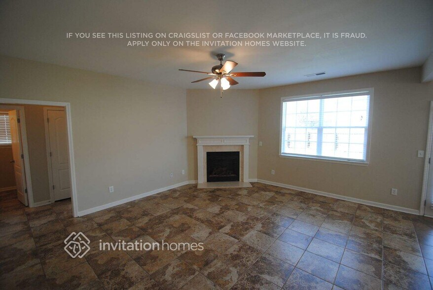 Building Photo - 706 Capri Ridge