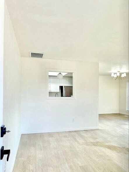 Building Photo - 6611 Lyrewood Ln