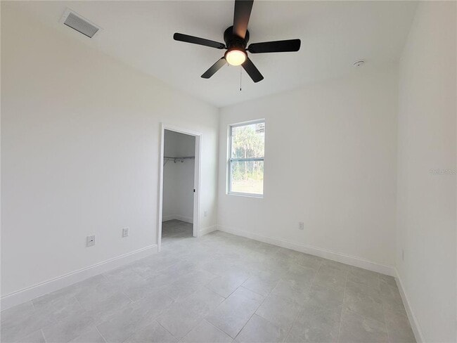 Building Photo - 421 Tonklin Rd SW