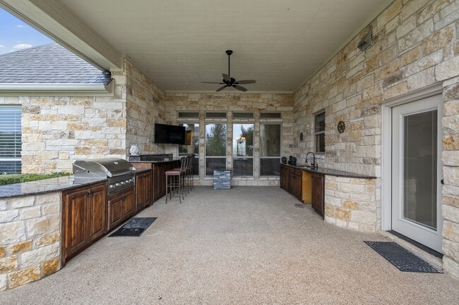 Building Photo - 7030 Flagstone Cir
