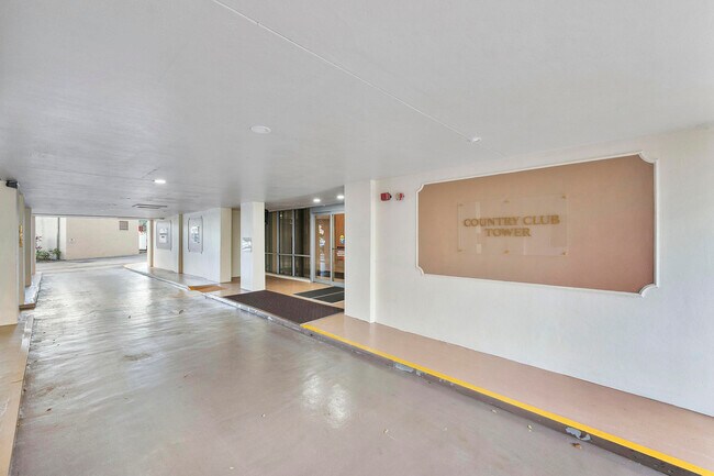 Building Photo - 10777 W Sample Rd