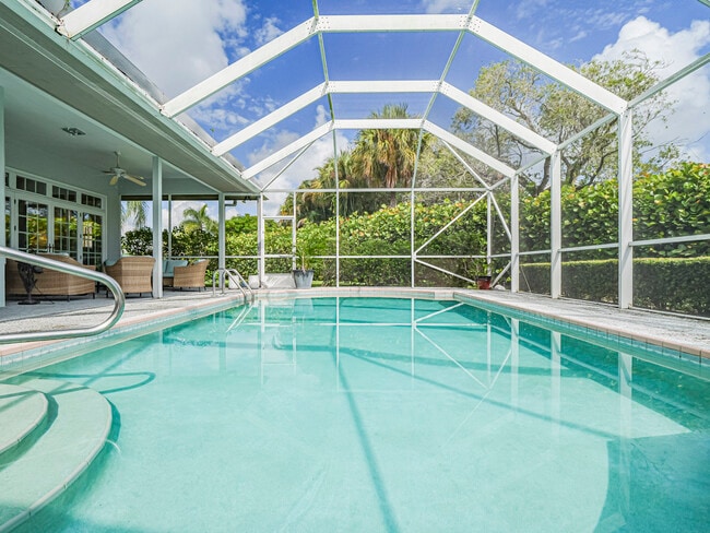 Building Photo - 60 Cache Cay Dr
