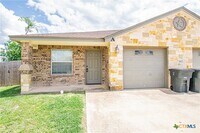 Building Photo - 1102 Grace Point Dr