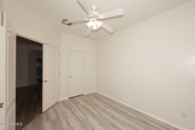 Building Photo - 2710 E Chester Dr