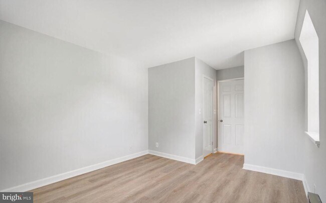 Building Photo - 3008 S Abingdon St