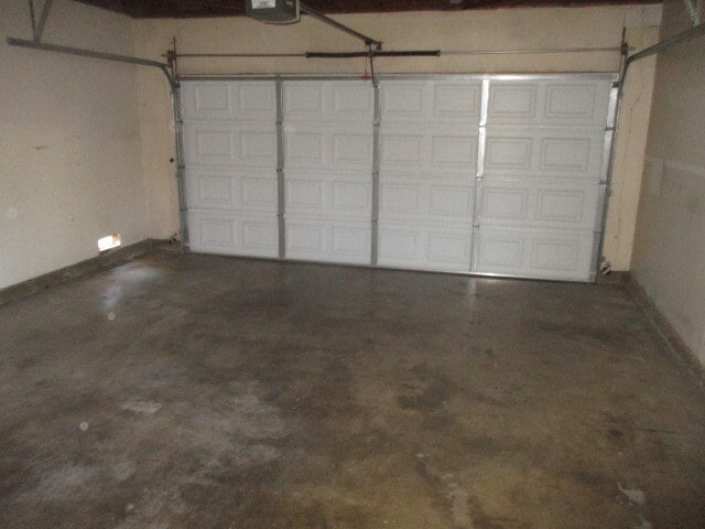 Building Photo - SW Visalia Home coming soon!!