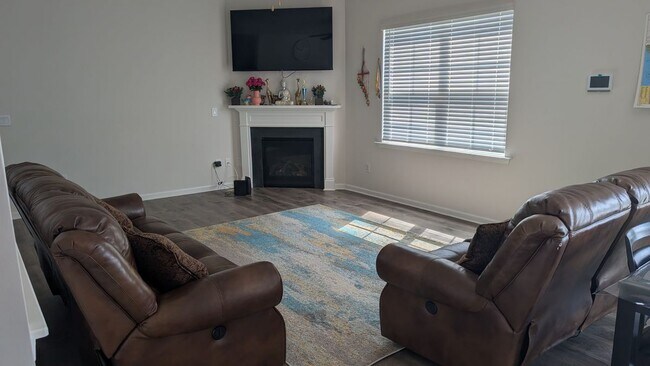 Building Photo - 3599 Village Springs Dr
