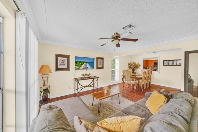 Building Photo - 1350 Riverside Cir
