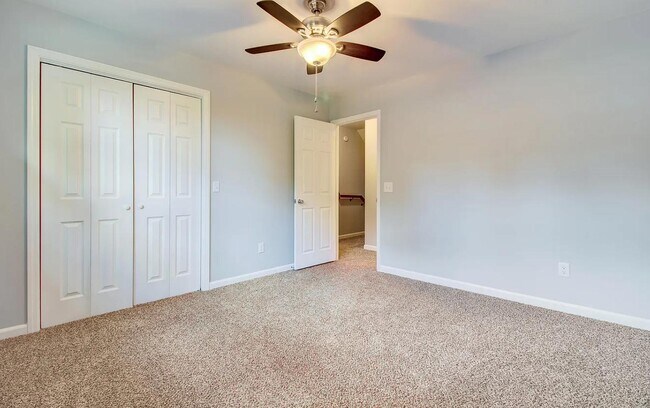 Building Photo - 403 Fairington Dr