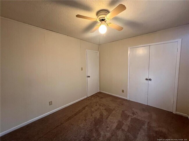 Building Photo - 710 Dude Ct