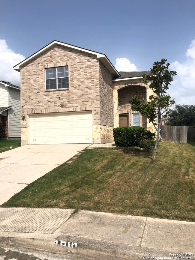 Building Photo - 2910 Candleside Dr