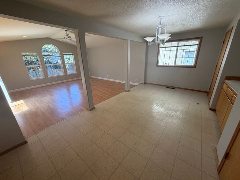 Building Photo - 7095 SW 99th Pl