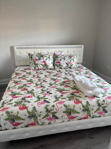 Building Photo - 5374 Highview Dr