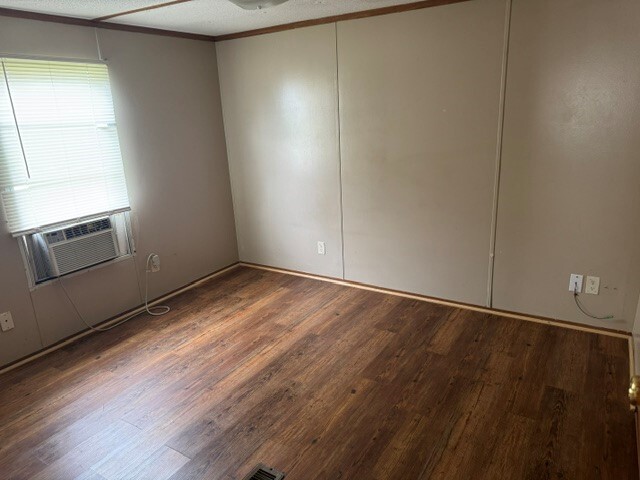 Building Photo - 263 W Oxford St