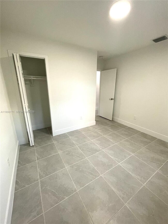 Building Photo - 1666 SW 3rd Ct