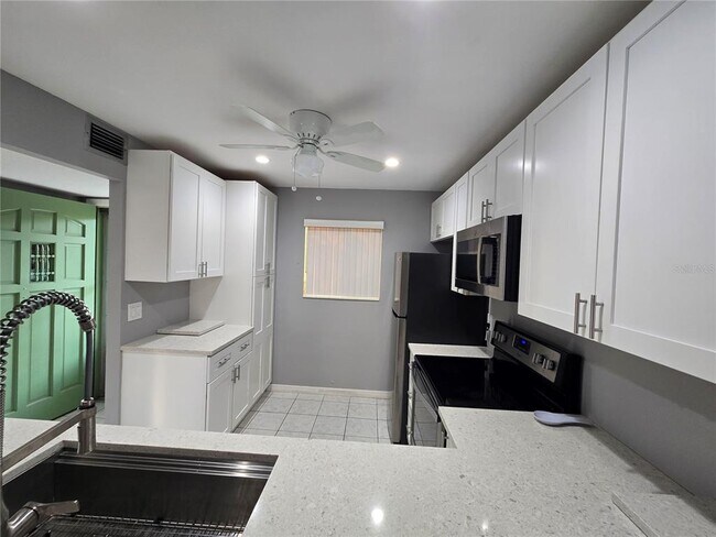 Building Photo - 3504 S Beneva Rd