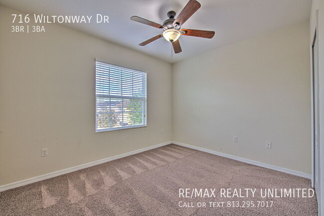 Building Photo - 716 Wiltonway Dr