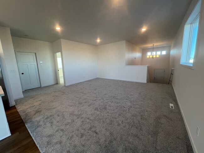 Building Photo - 3602 33rd St S