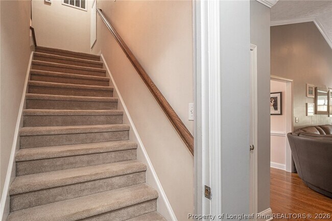 Building Photo - 3021 Bankhead Dr