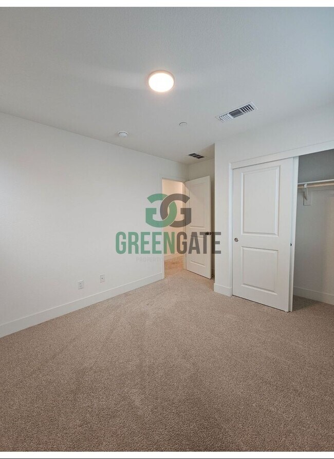 Building Photo - 3 Bedroom 2.5 Bath New Build in Lathrop! AVAILABLE NOW!!