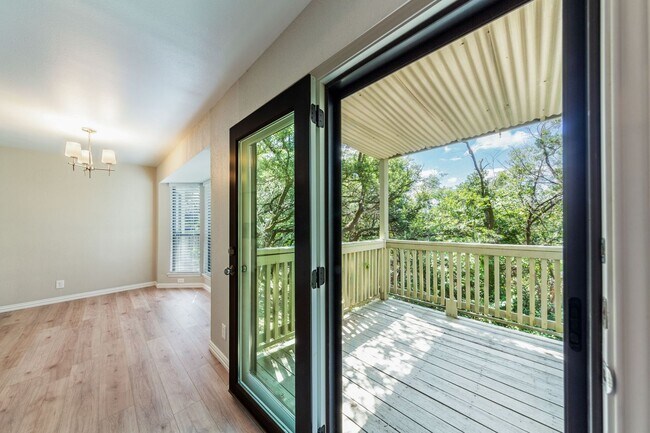 Building Photo - 4404 Travis Country Cir