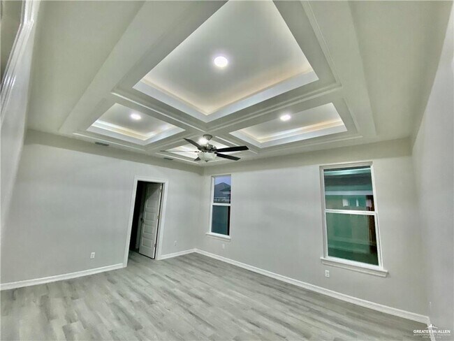 Building Photo - 11 W 18th St