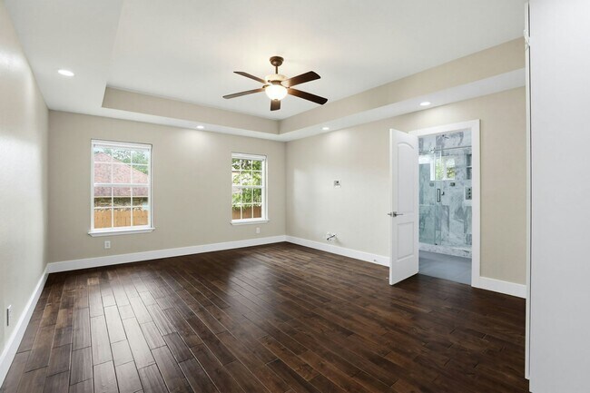 Building Photo - 17006 Silverwood Dr