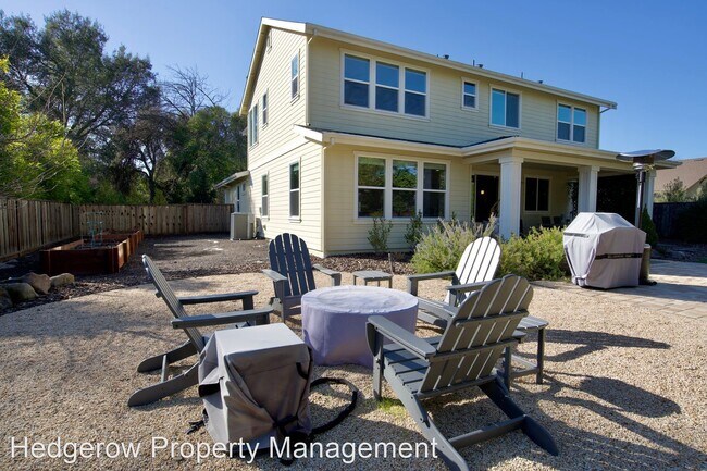 Building Photo - 4 br, 3 bath House - 2071 Morlan Drive