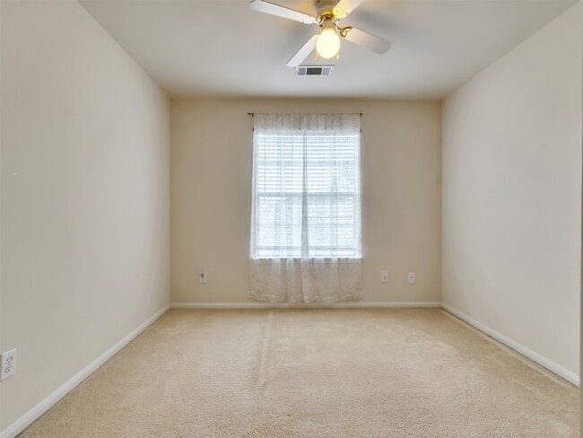 Building Photo - 13315 Georgetown Dr