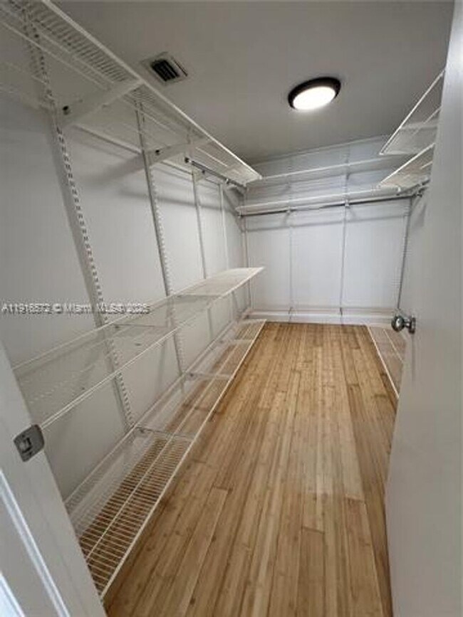 Building Photo - 5600 Collins Ave