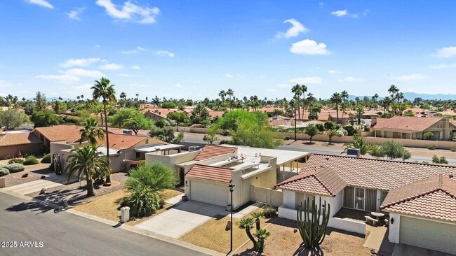 Building Photo - 25810 S Boxwood Dr