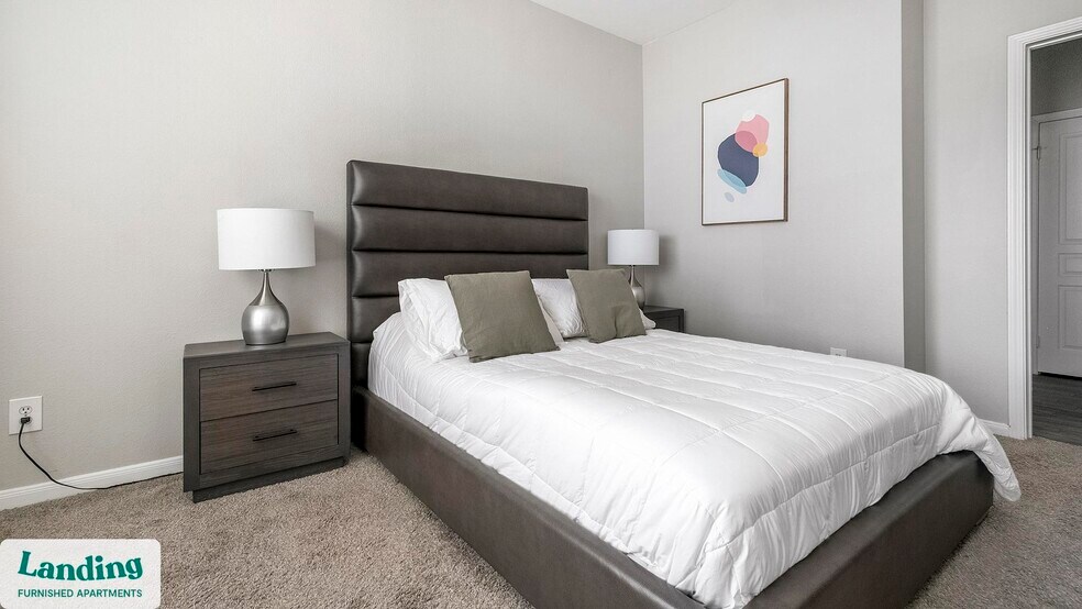 Building Photo - 2500 Woodland Park Dr